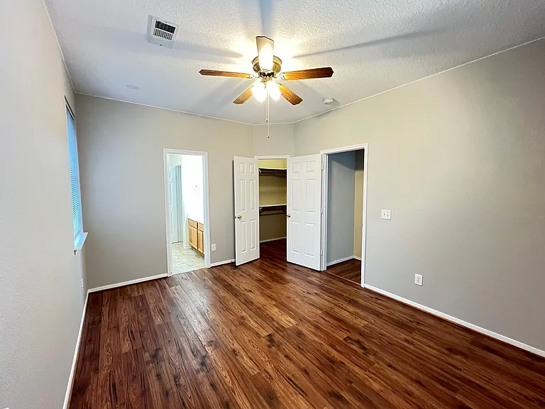 2910 Blue Dawn Dr — Photo 18