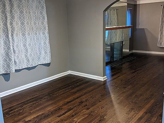 3rd image of 3597 W Outer Dr