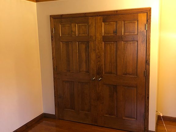 3rd image of 9067 Lake Shore Dr