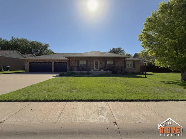 2490 Lilac Dr, Liberal, KS 67901