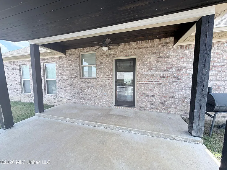 531 Birchwood Blvd — Photo 28