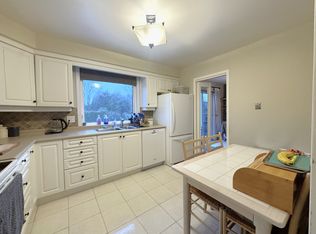 2294 Wyandotte Dr, Oakville, ON L6L2T6