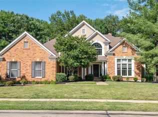 461 Pine Bend Dr, Chesterfield, MO