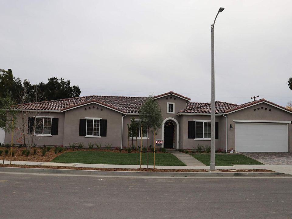 1st image of 8560 N Adir Dr