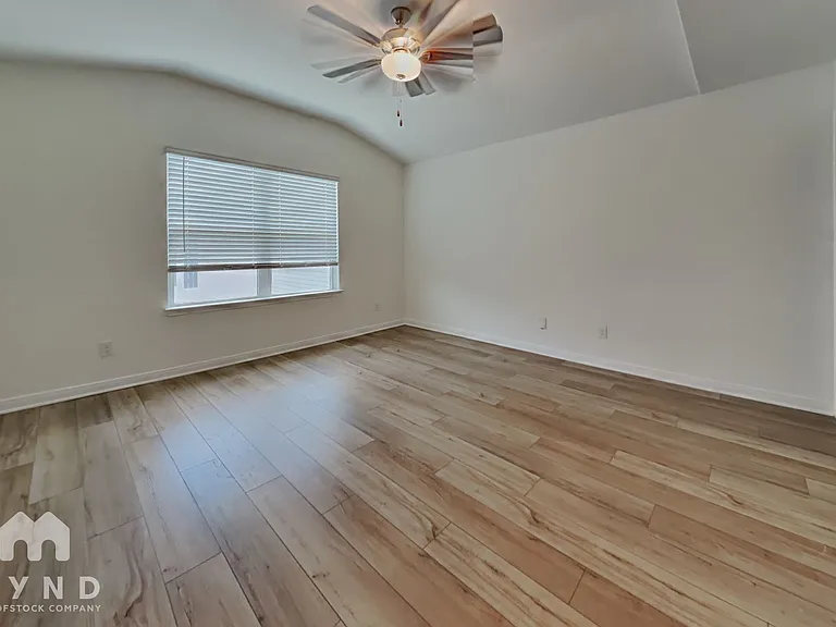 10840 Emerick St — Photo 6