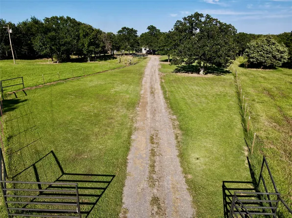 1408 Compelube Rd, McAlester, OK 74501