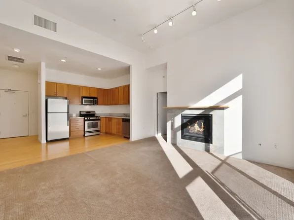 1020 12th St APT 304, Sacramento, CA 95814