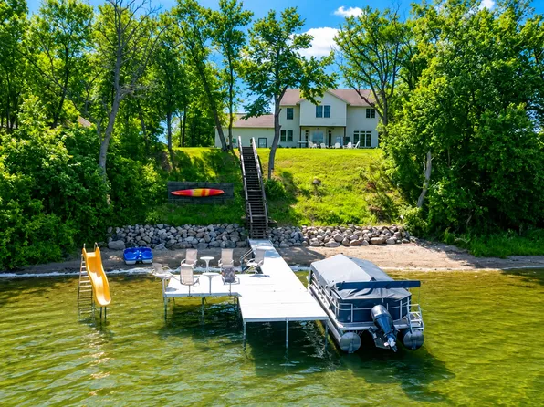 45207 Lamplight Dr, Ottertail, MN 56571