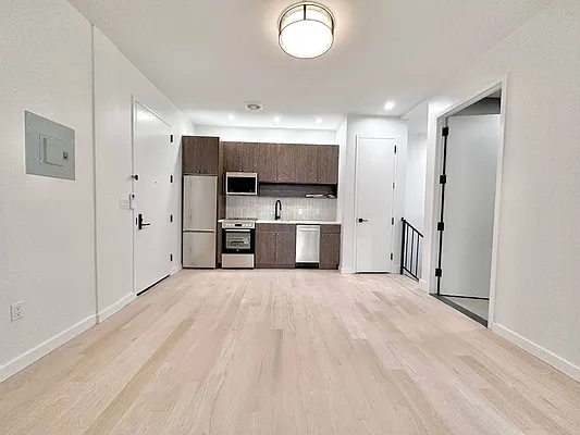 Rented by Doorway NYC, LLC | media 28