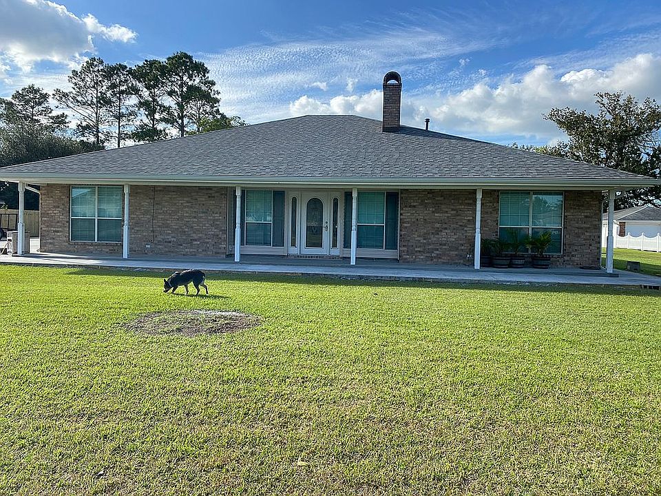 1st image of 203 Bayou Bend Dr