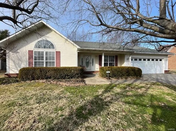 852 Auburn Dr, Sikeston, MO 63801