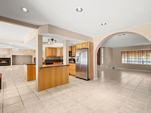 5th image of 2828 Crystal Bay Dr