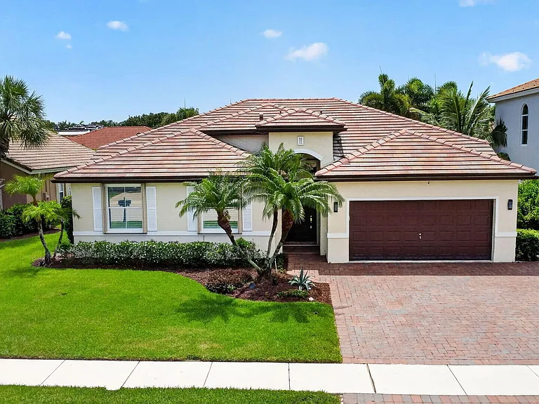 6319 C Durham Dr — Photo 1