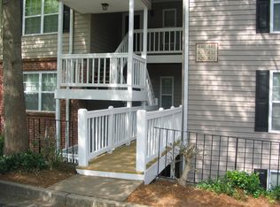 422 Teal Ct, Roswell, GA 30076