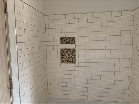 5th image of 1266 County Road 22a