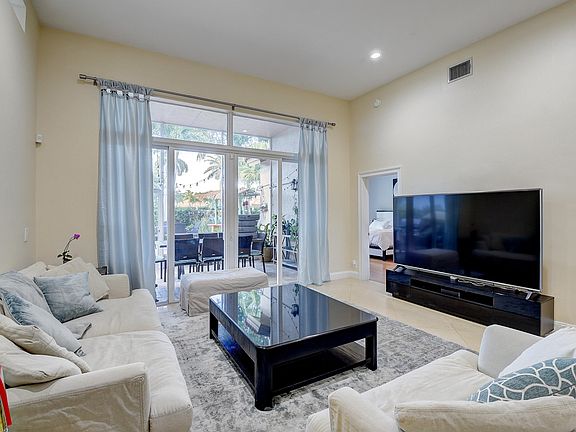 5th image of 16658 Madrid Ct