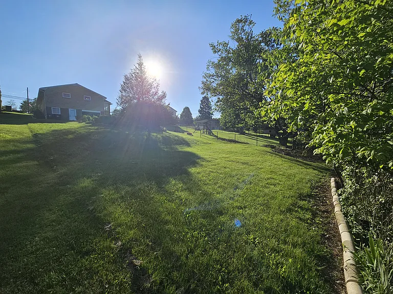 236 McCartney Dr — Photo 58