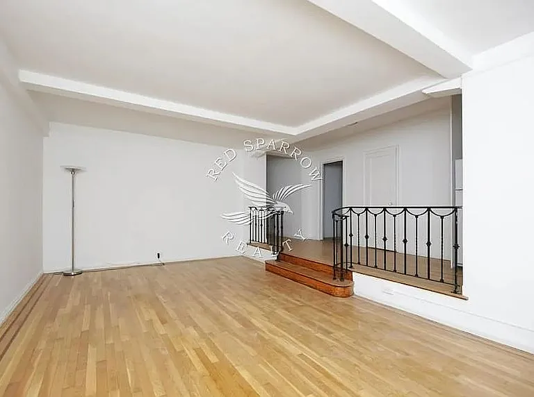 200 W 20th St #601 — Photo 4