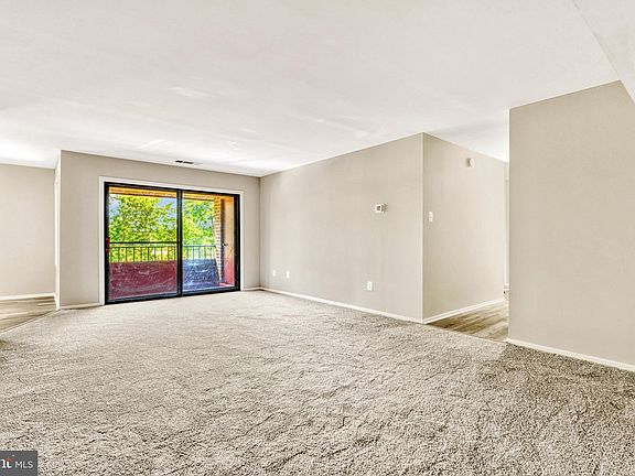 5th image of 527 Florida Ave #45