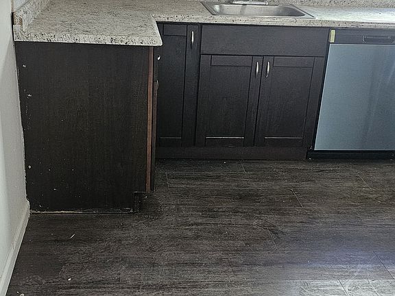 5th image of 90 Schuyler Ave Floor 2