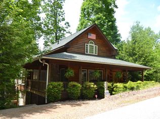 114 Corkhill Ln, Franklin, NC 28734