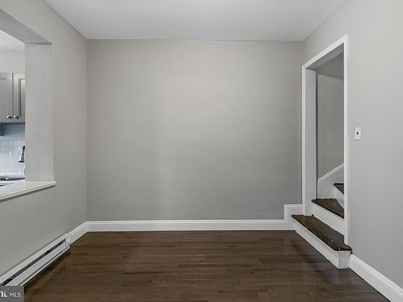 5th image of 1837 E Harold St