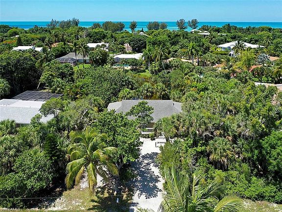 3rd image of 4044 Coquina Dr