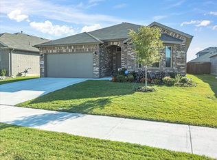 15524 Charing Cross Rd, Justin, TX 76247