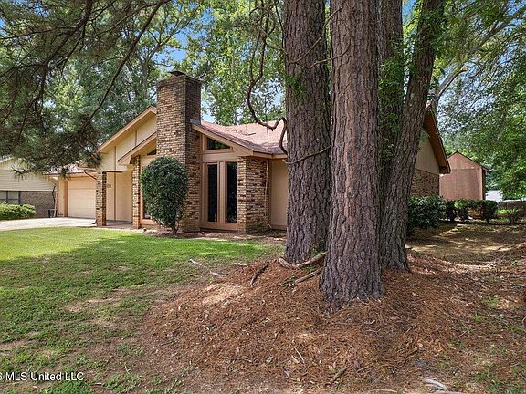 2nd image of 5209 Sycamore Dr