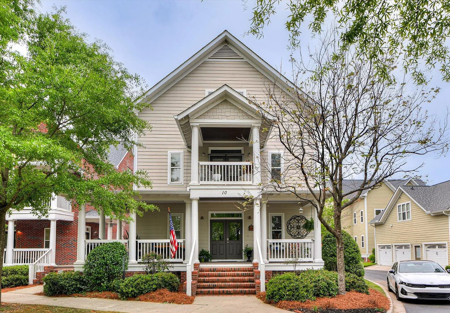2 bed, 1.0 bath, 997 sqft, $1,750 — Photo 3