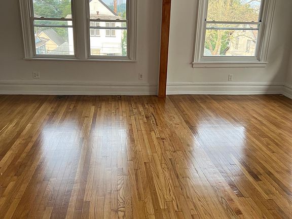 5th image of 320 McClellan Ave Floor 2