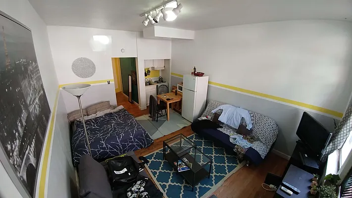 Rented by Downtown Mgt & Realty LLC | media 11