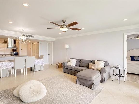 4th image of 4260 Deste Ct APT 203