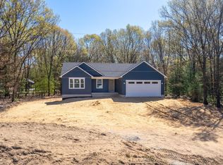 1826 S Barnes Rd, Muskegon, MI 49442