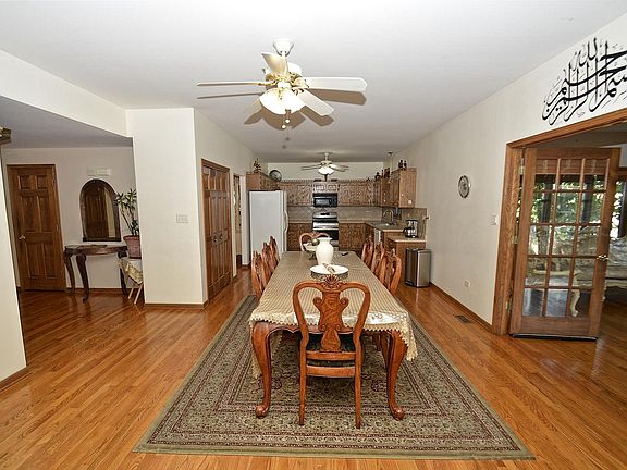 5th image of 8036 Highfield Ct