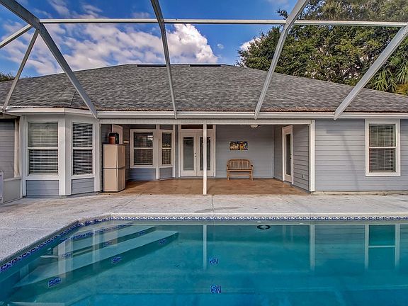 5th image of 6814 Cabello Dr