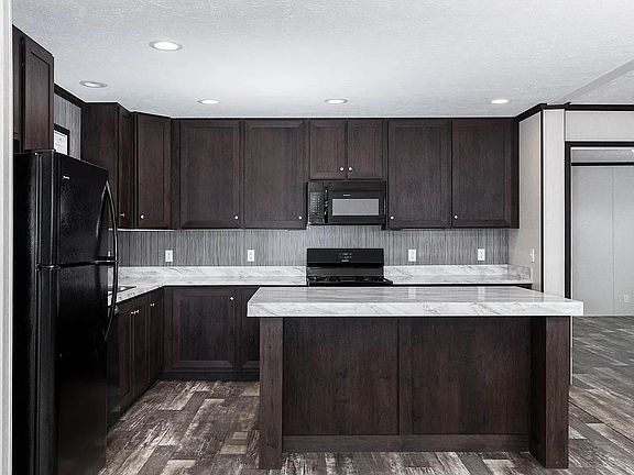 5th image of 1705 W Shoreway Dr #205