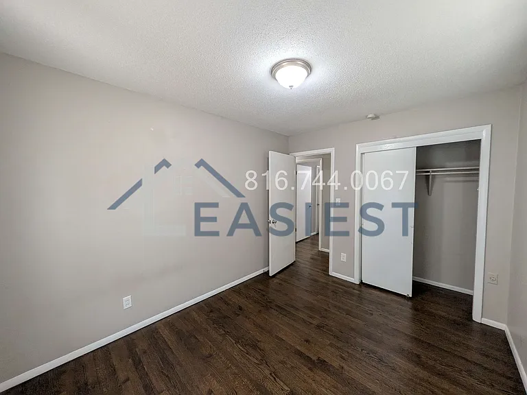 8406 E 93rd St — Photo 14