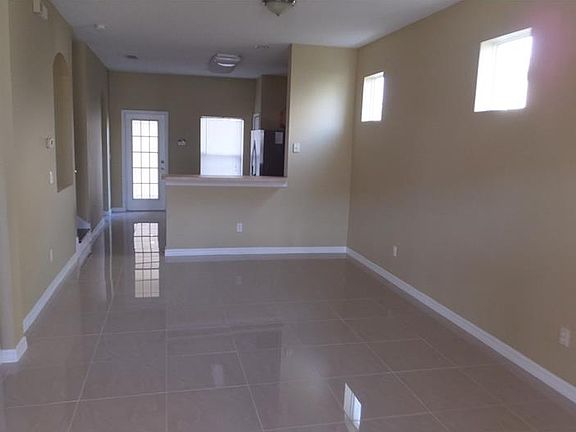 2nd image of 2718 Corona Borealis Dr