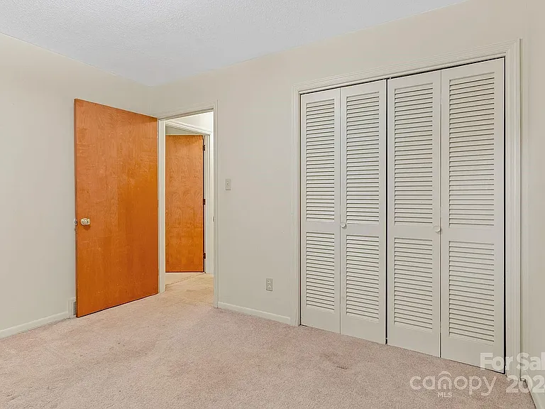 Bedroom before hardwood floors