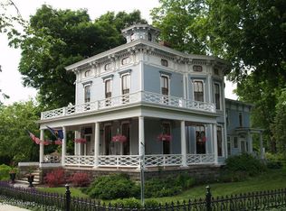 302 Cutler St, Allegan, MI 49010