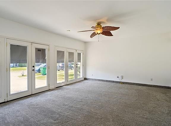 4th image of 6405 Gillen St