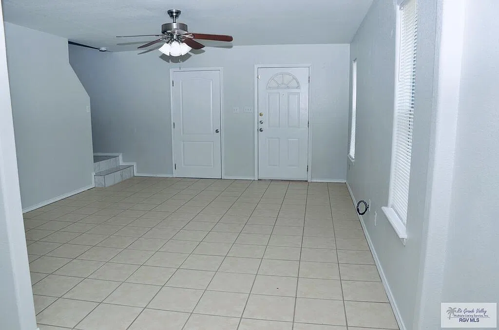 2 bed, 2.0 bath, 1086 sqft, $1,275 — Photo 3
