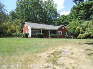 319 Dogwood Cir, High Point, NC 27260