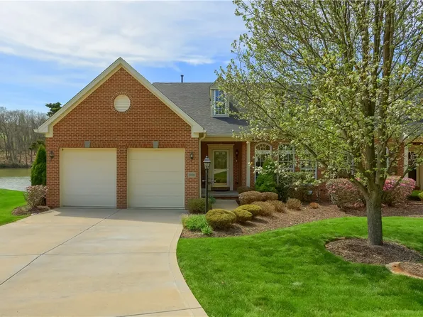 3006 Shoreline Ln, Mc Donald, PA 15057