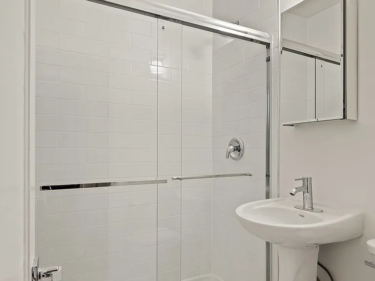 Fionia Apartments — Photo 54