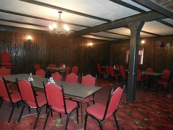 5th image of 8575 Avenue 40e