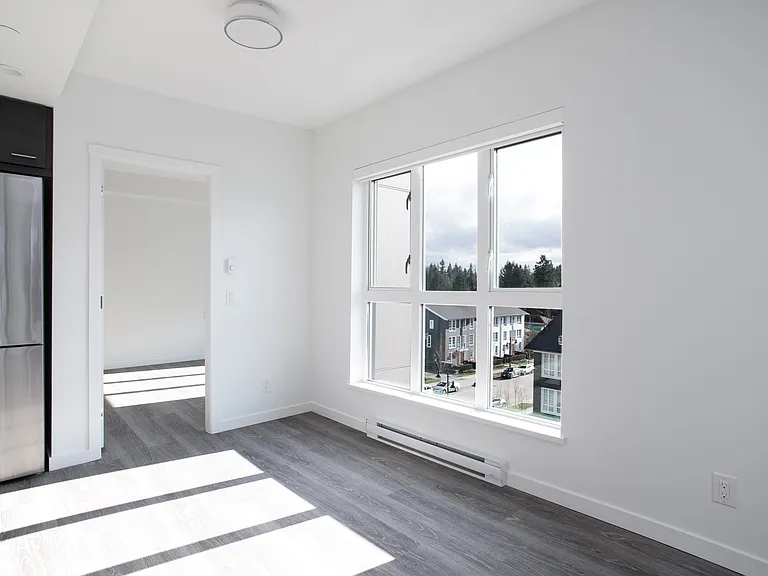 537 Foster Ave — Photo 49