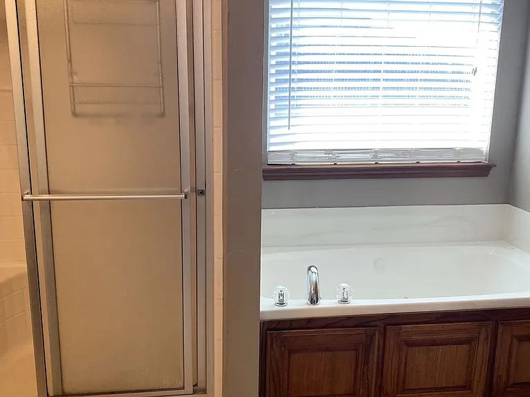 629 Loyd Ln — Photo 19