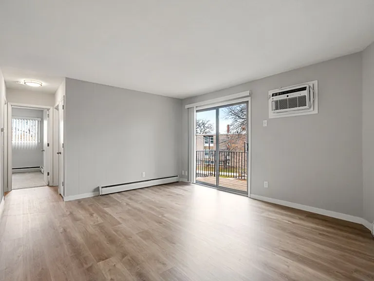 Copper Stone Apartments — Photo 23
